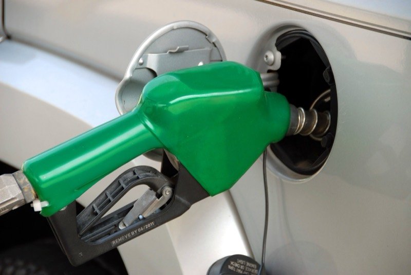 Roadside diesel fuel delivery for trucks
